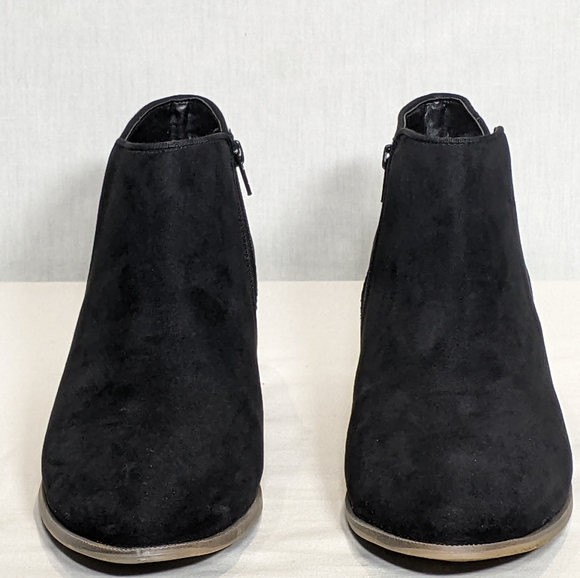 NEW Amazon Essentials Womens Aola Ankle Boot Side Zipper Sz 11 black - Picture 2 of 4